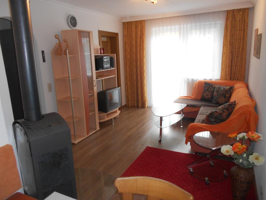 Ferienwohnung Fred Hollersbach im Pinzgau Ruang foto